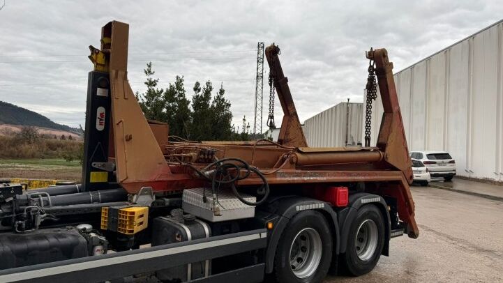 CAYVOL PORTACONTENEDOR